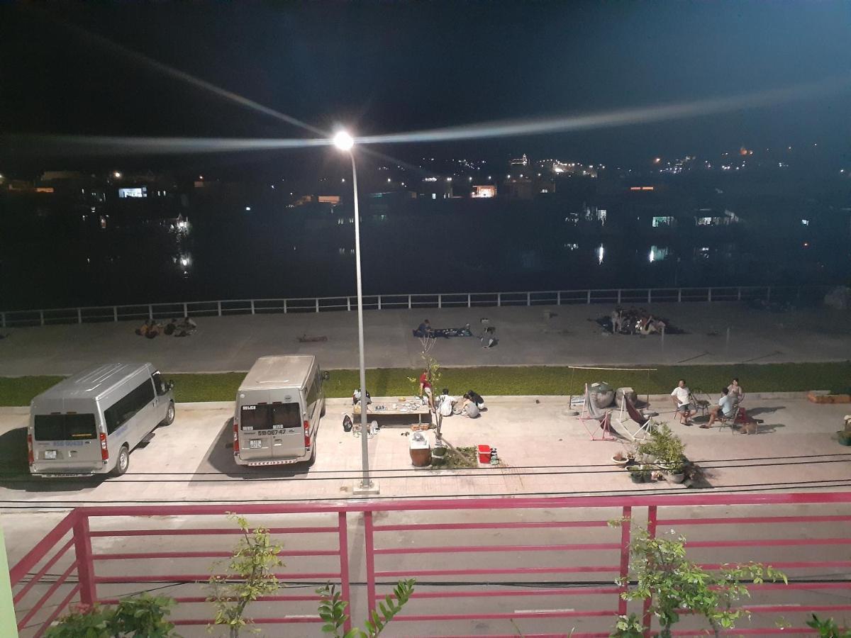 Homestay Chau Trieu - Phan Thiet Exteriör bild