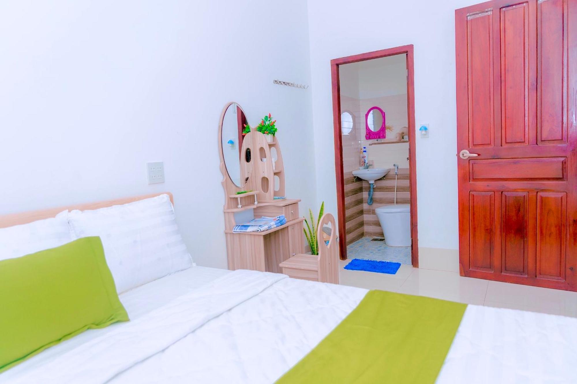Homestay Chau Trieu - Phan Thiet Exteriör bild